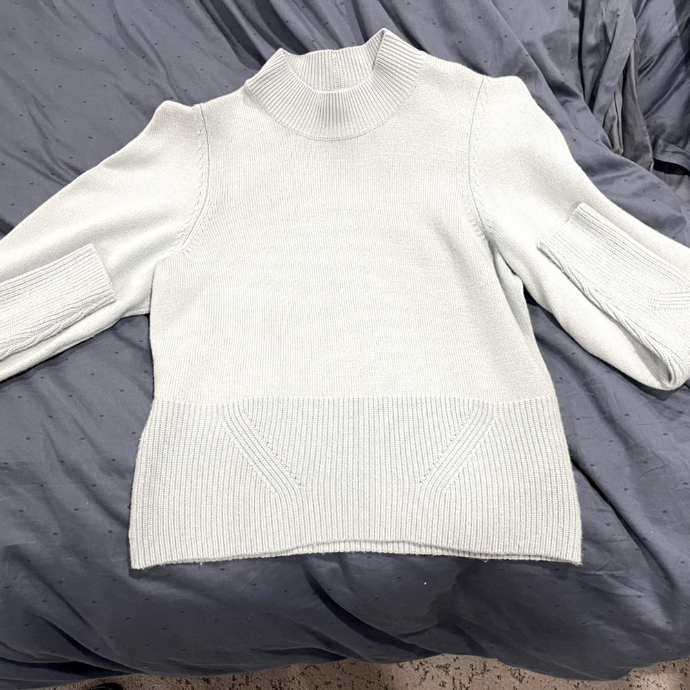 100% Wool, Light Blue JOIE puff sleeve sweater!